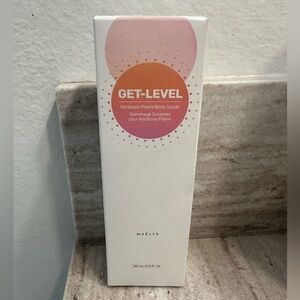 New! GET-LEVEL Keratosis Pilaris Body Scrub new in sealed box